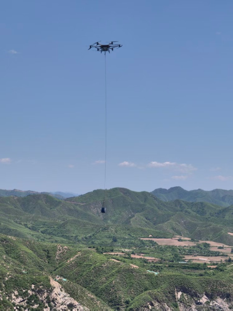 Sand and Building Materials Lifting Case in Chengde, Hebei